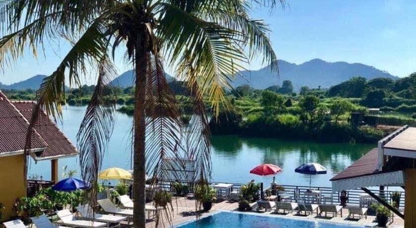 Golden Hotel Dondet Muang Không Eksteriør bilde