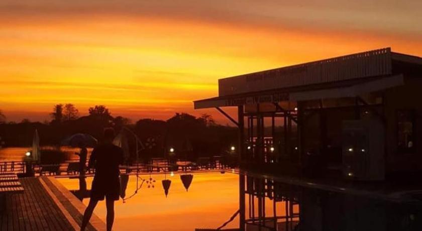 Golden Hotel Dondet Muang Không Eksteriør bilde