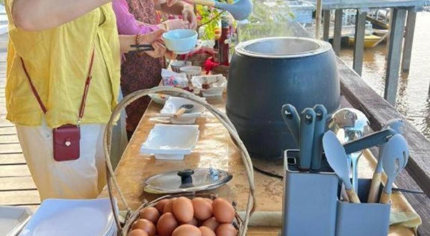 Golden Hotel Dondet Muang Không Eksteriør bilde