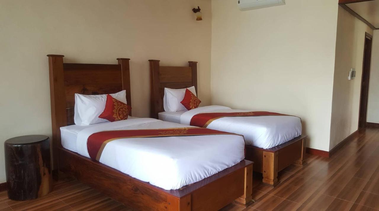 Golden Hotel Dondet Muang Không Eksteriør bilde